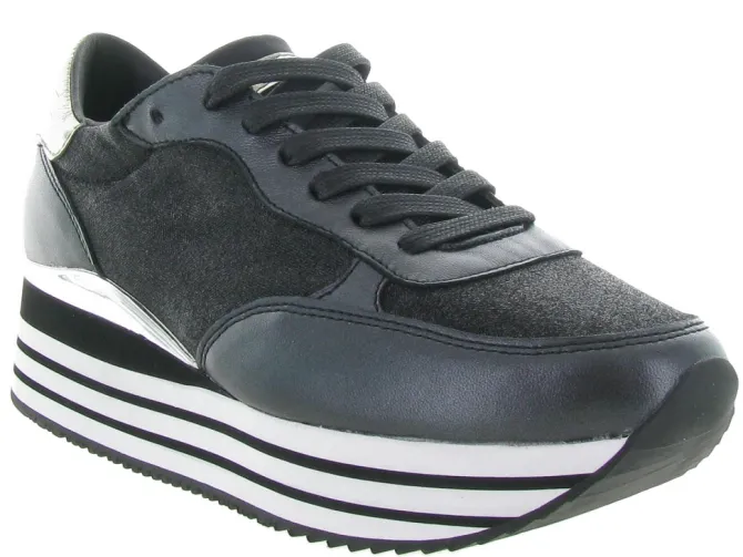 baskets et sneakers - Tendance - femme - Cuir - Noir - Crime london